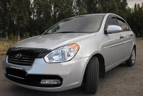 Hyundai Accent 2006-2010 Déflecteur de capot (SIM) photo 1