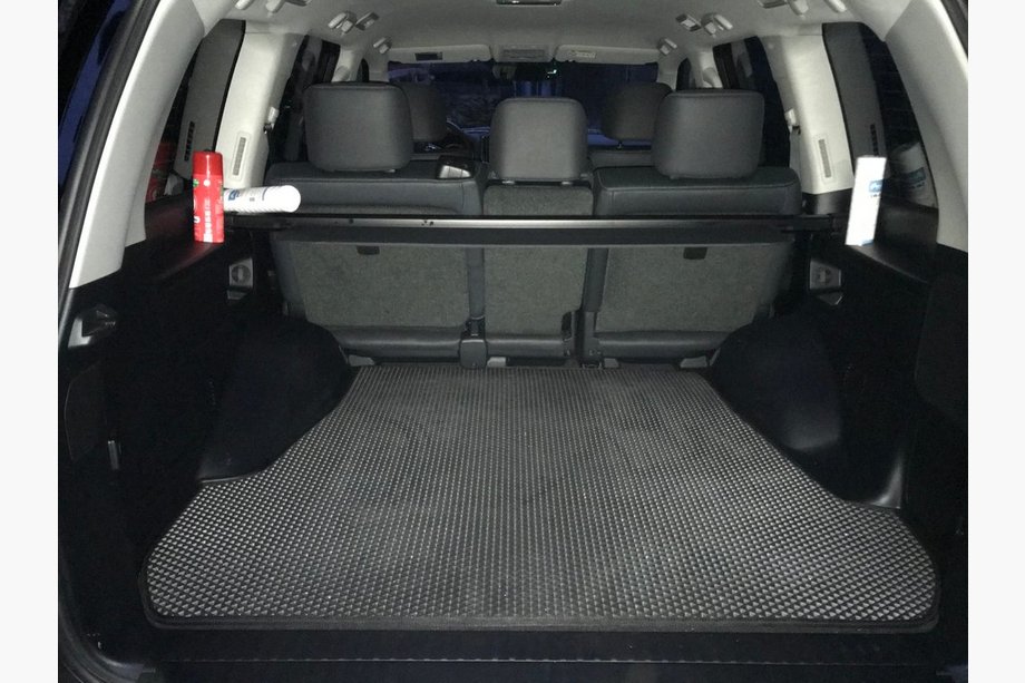 Lexus LX570/450d 2008-2022 Tapis de coffre V-1 (EVA, 5 places, noir) Photo 1