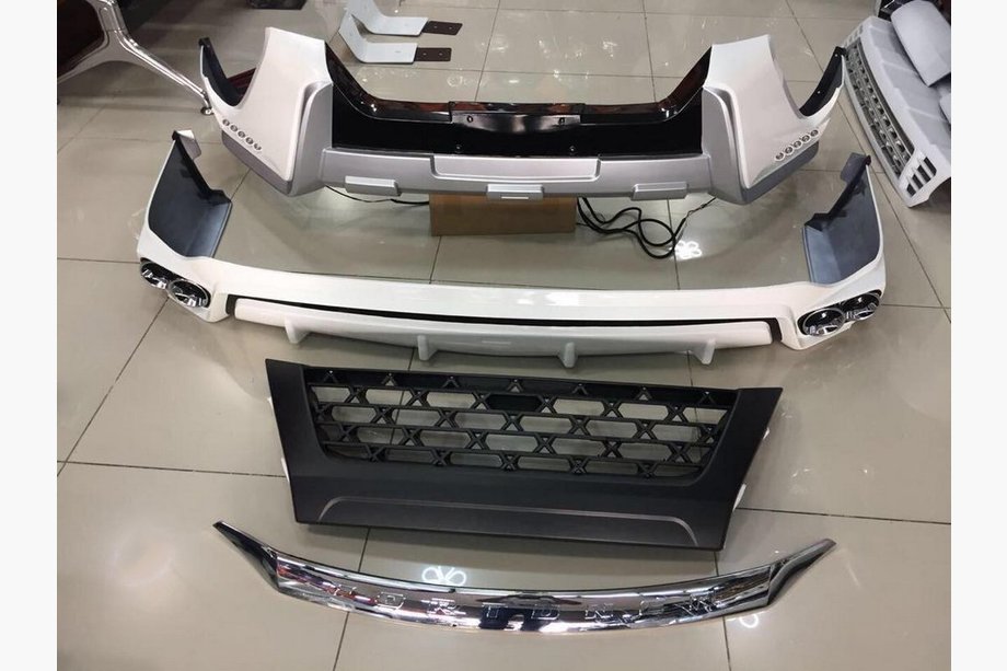 Toyota Fortuner 2015- Kit Carrosserie (TRD) Image