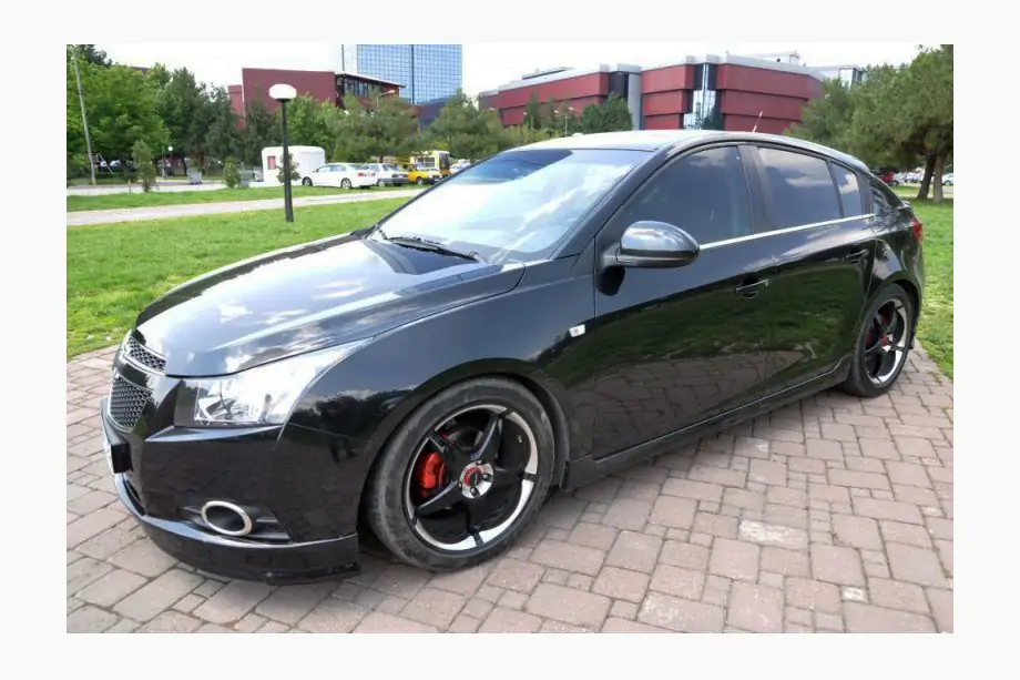 Chevrolet Cruze 2009–2015 Bas de Caisse Tuning HB (Meliset, à peindre) Image
