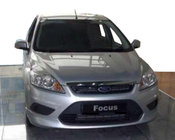 Ford Focus II 2005-2008 Lame de pare-chocs avant Sedan (apprêtée pour peinture) photo 1
