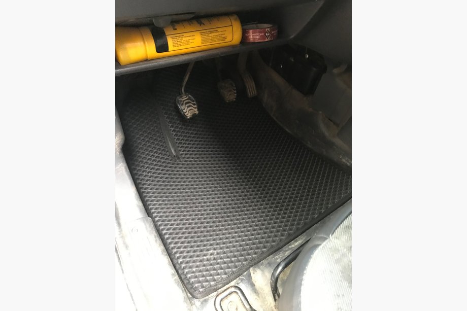Ford Connect 2002–2006 Tapis de sol EVA (noirs) Image