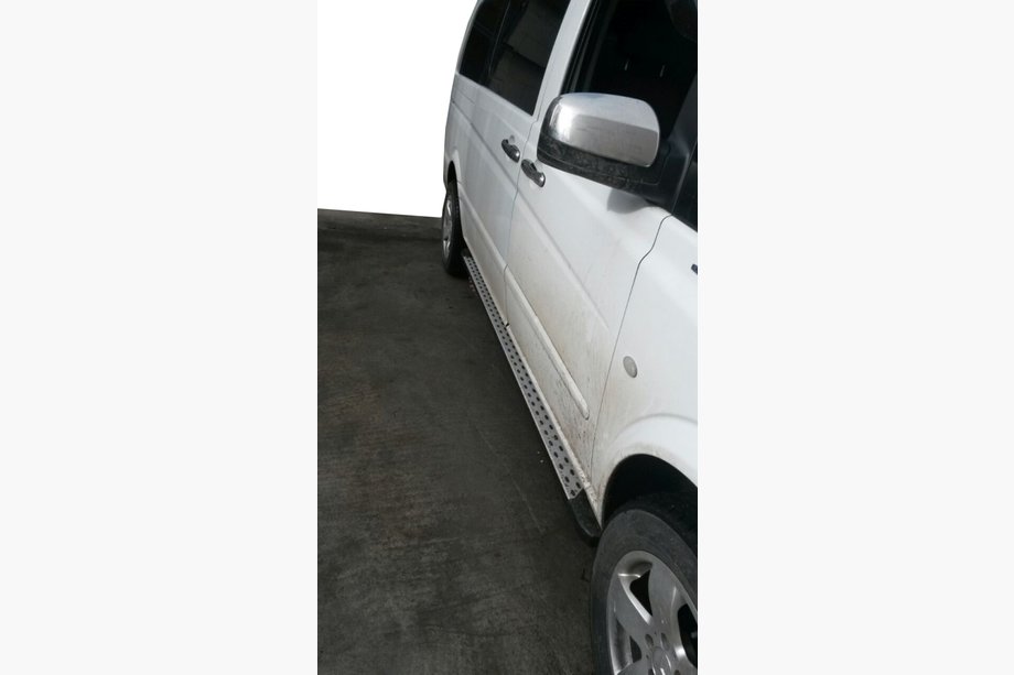 Mercedes Vito W639 2004-2014 Marchepieds Latéraux DOT-Line (2 pcs, Aluminium) Image