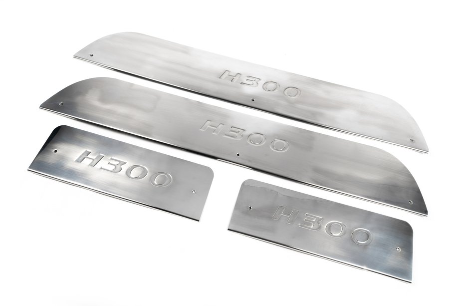 Hyundai H300, H1, Starex 2008-2020 Seuils de porte intérieurs inox 3 portes Image