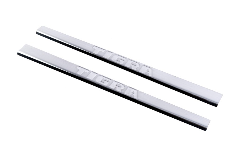 Opel Tigra 2001-2009 Seuils de porte Carmos (2 pcs, inox) Image