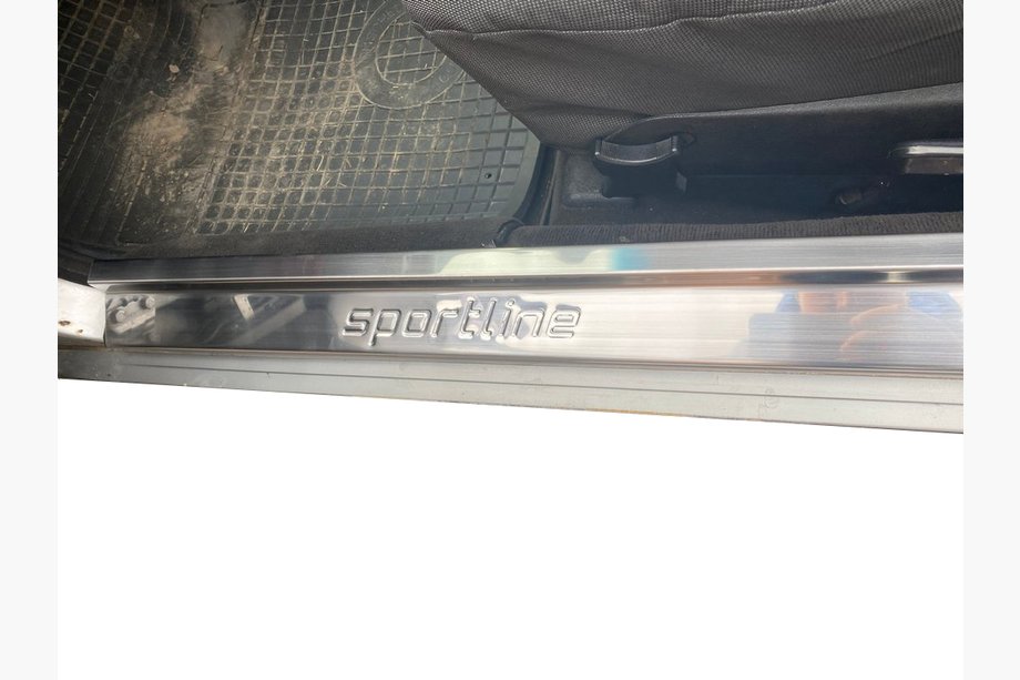 Mercedes E-class W124 1984–1997 Seuils de porte intérieurs V1 (4 pcs, inox) Photo 2