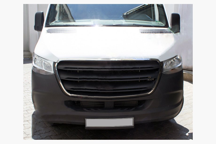 Mercedes Sprinter W907/W910 2018- Entourage de calandre chromé (4 pcs) Image