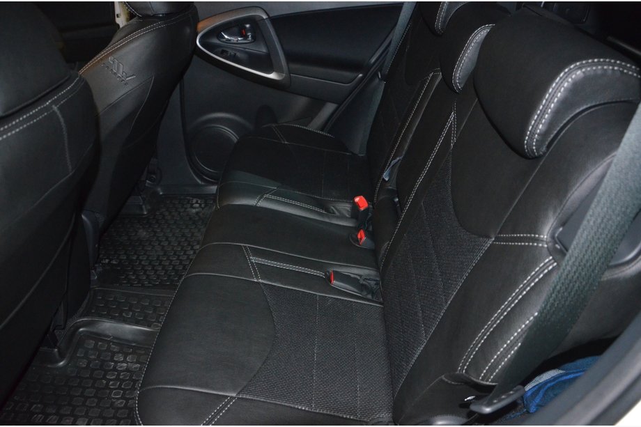 Toyota Rav 4 2006-2013 Housses de Sièges Auto SoyuzAuto Dynamic Image