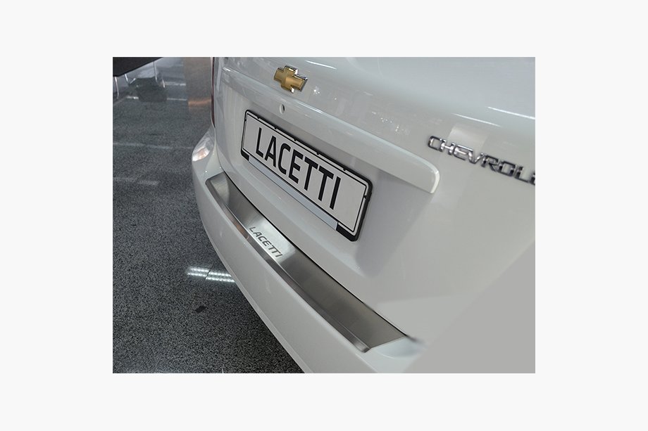 Chevrolet Lacetti 2003-2024 Protection de pare-chocs arrière avec rebord Natanika (inox) Hatchback Image