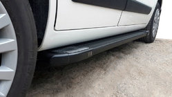 Fiat Fiorino/Qubo 2008-2024 Marchepieds Latéraux Rainbow Black (2 pcs, Profilé Aluminium) photo 2