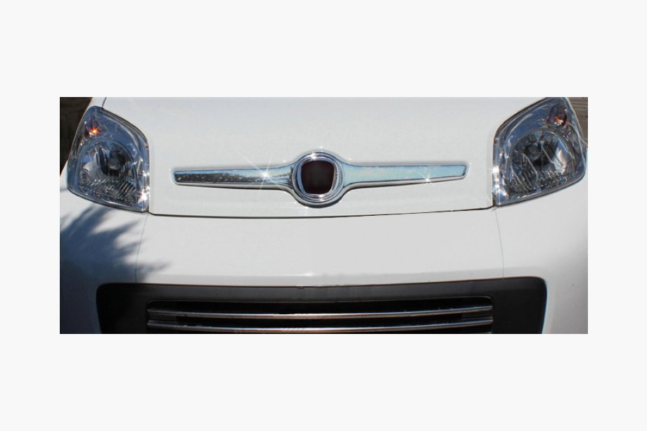 Fiat Fiorino/Qubo 2008-2024 Bord de capot (plastique) Image