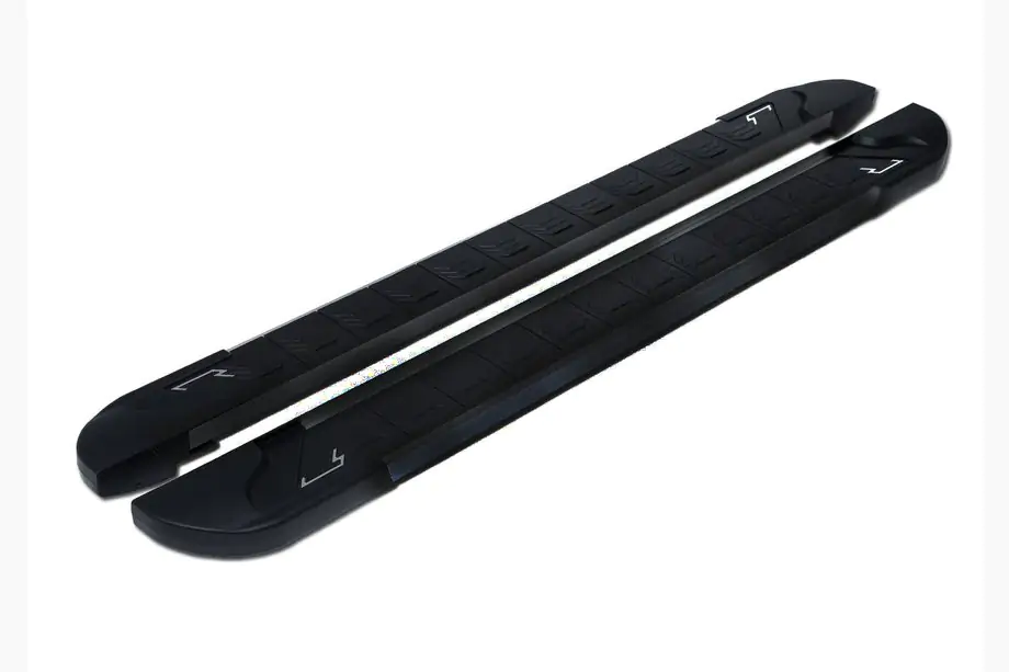 Fiat Doblo I 2005-2010 Marchepieds Latéraux RedLine Black (2 pcs, Aluminium) Image