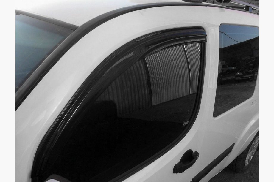 Citroen Berlingo 2008-2018 Déflecteurs de Fenêtre (2 pcs, Aomis Sport) Image