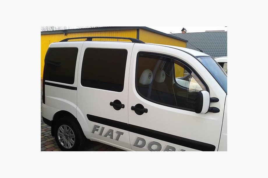 Fiat Doblo I 2001-2005 Barres de Toit Noires Pieds en plastique Photo 3