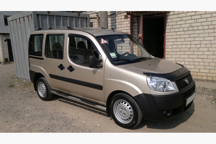 Fiat Doblo I 2005-2010 Barres de Toit Chromées Base Maxi, Pieds Metalliques Photo 10
