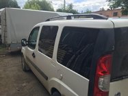 Fiat Doblo I 2005-2010 Barres de Toit Noires Base standard, pieds en plastique photo 5