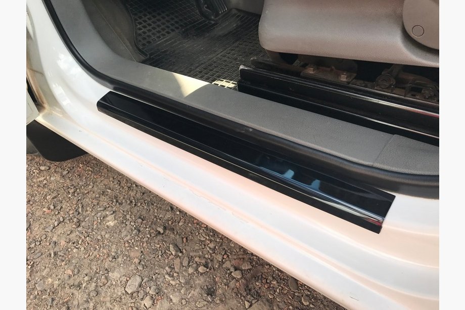 Volkswagen Caddy 2010-2015 Couvre-seuils de porte (plastique ABS) 4 pcs, Mat Photo 2