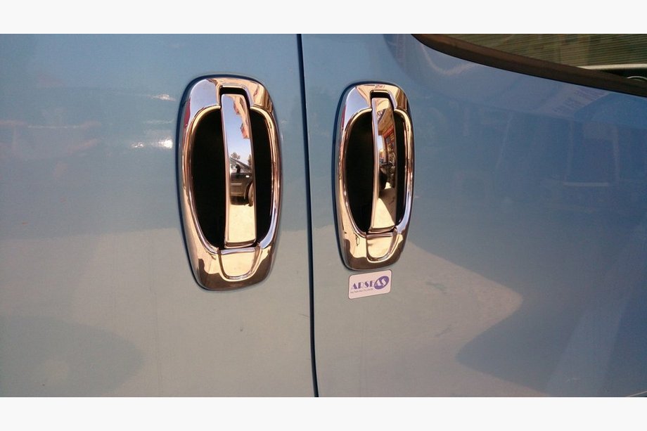 Fiat Fiorino/Qubo 2008-2024 Couvre-poignées et entourages chromés (inox, 8 pièces) Carmos - Acier Inoxydable Turc Photo 6