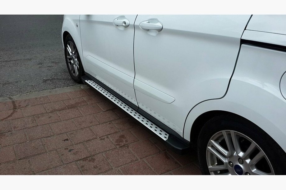 Ford Connect 2014-2021 Marchepieds Latéraux DOT-Line (2 pcs, Aluminium) Base Standard Photo 2