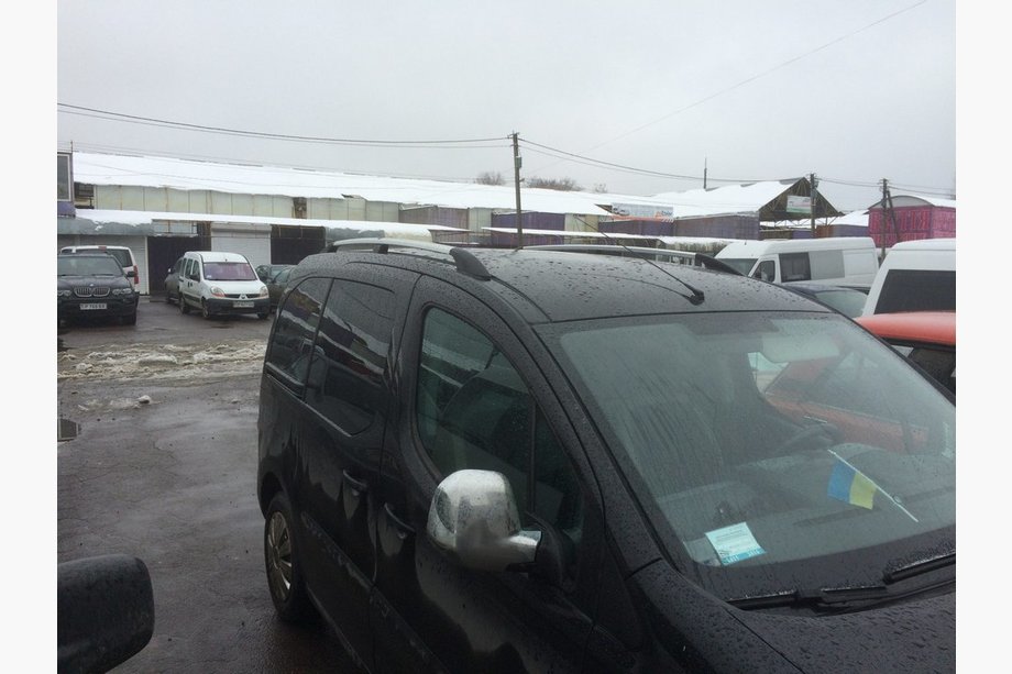 Citroen Berlingo 2008-2018 Barres de toit chromées Avec pieds en plastique Photo 3