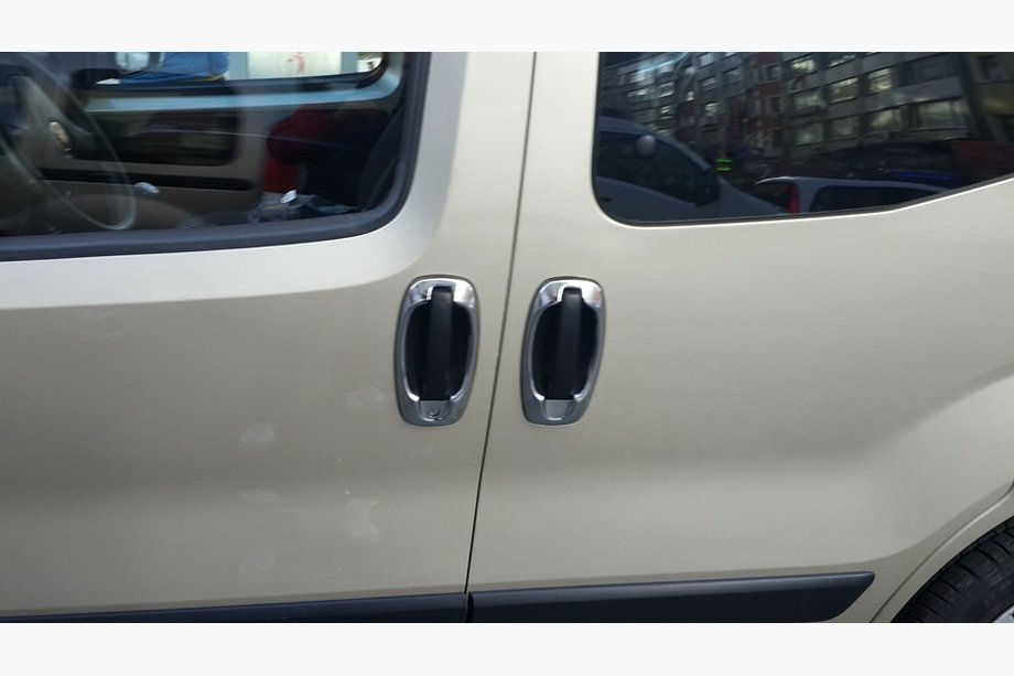 Fiat Fiorino/Qubo 2008-2024 Couvre-poignées (4 pcs, inox) Photo 7