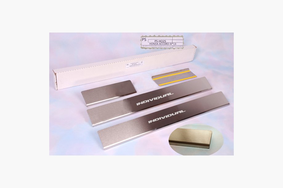 Honda Accord IX 2013-2017 Seuils de porte Natanika Standard (4 pcs, inox) Photo 1