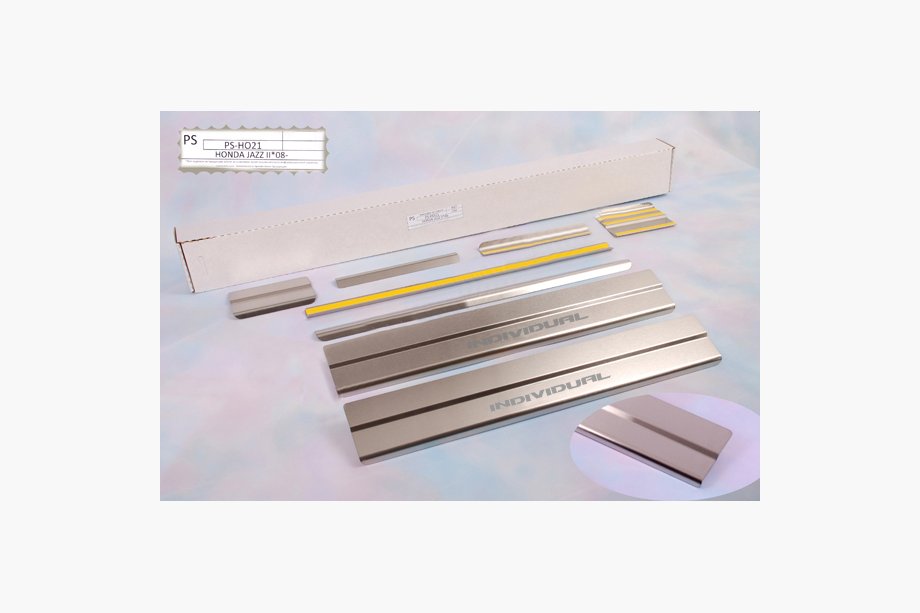 Honda FIT/Jazz 2009-2013 Seuils de porte inox Natanika Standard (8 pcs) Image