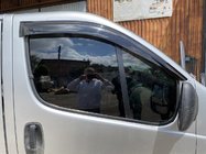 Renault Trafic 2001–2015 Déflecteurs de Vitres (2 pcs, ANV) photo 1