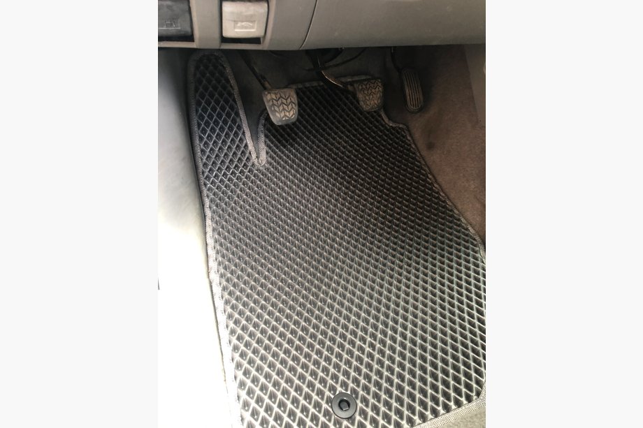 Toyota Hilux 2006-2015 Tapis de sol EVA V1 (noirs) Image