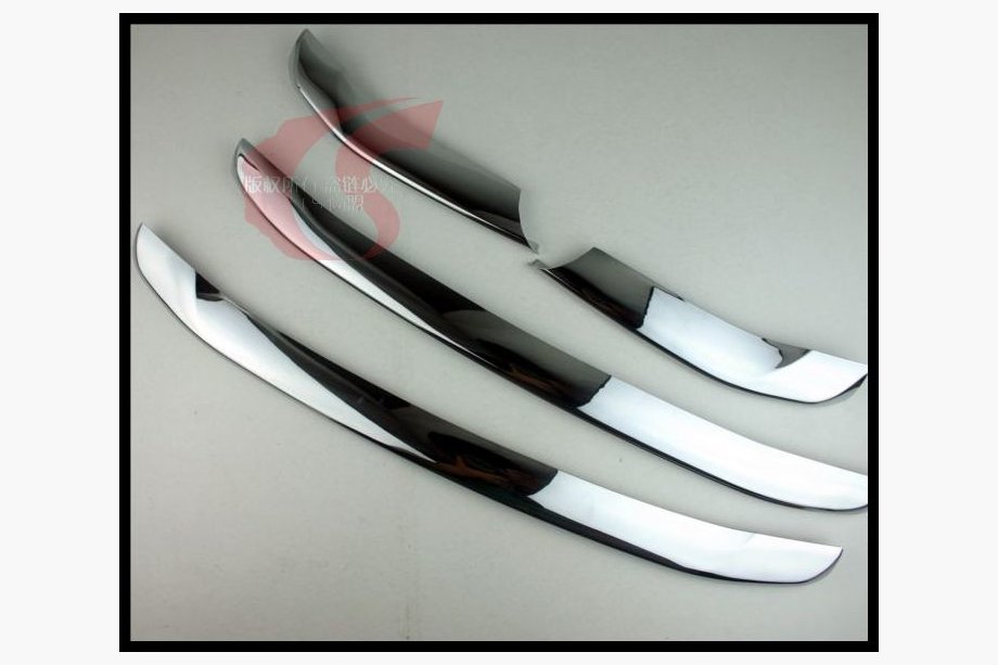 Hyundai Santa Fe 2 2006-2012 PROMO !!! Enjoliveurs de calandre (2010-2011, 4 pcs, inox) Image