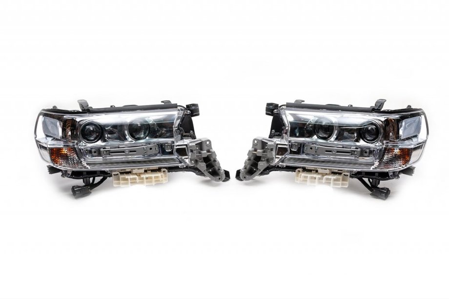 Toyota Land Cruiser 200 2007-2021 Phares Avant 2016+ (ORIGINAL) Image