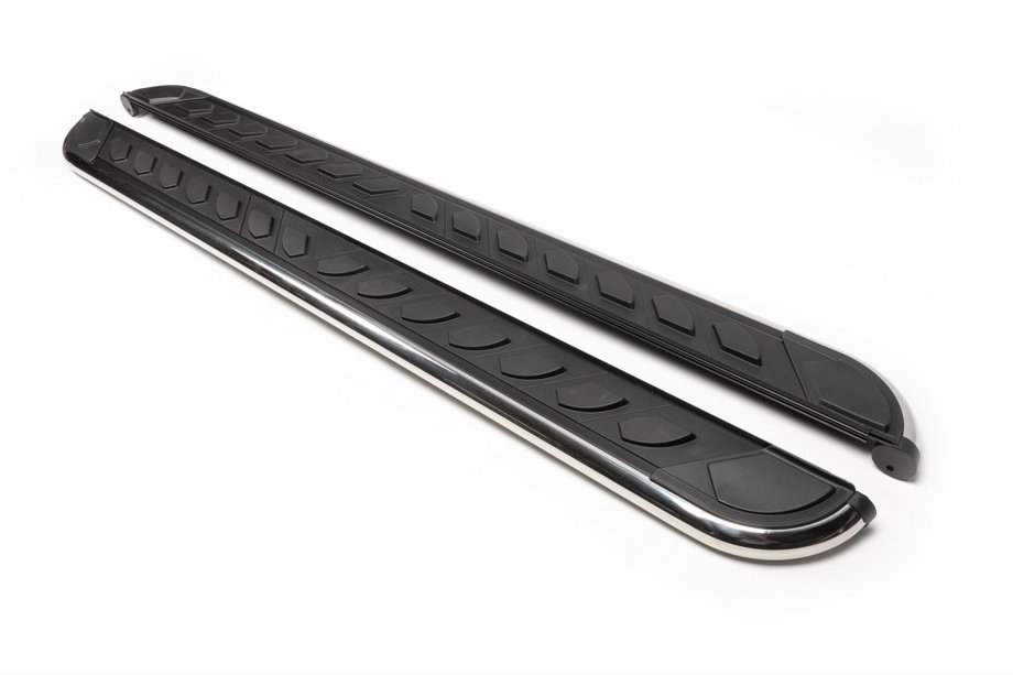 Volkswagen T5 Multivan 2003–2010 Marchepieds Latéraux Maydos V1 (2 pcs, Aluminium & Inox) Uniquement pour empattement court Image