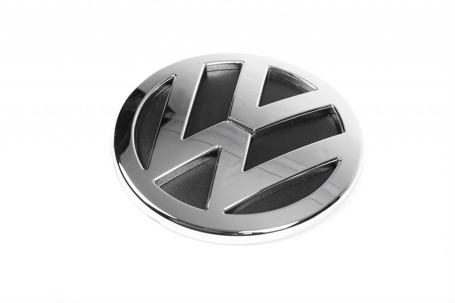Volkswagen Passat B5 1997-2005 Emblème arrière (2001-2005, style OEM) Image