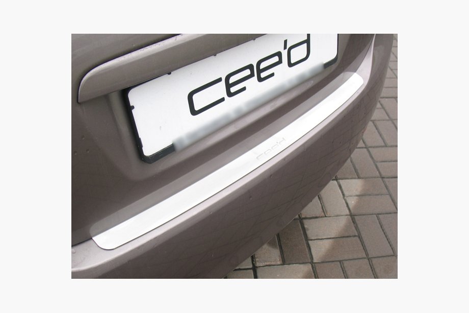 Kia Ceed 2007-2012 Protection de Pare-chocs Arrière Nataniko (HB, Inox) Image