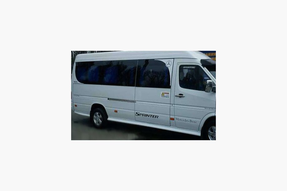 Mercedes Sprinter W901/902/903/904/905 1995–2006 Bas de Caisse (fibre de verre, apprêtés pour peinture) Image