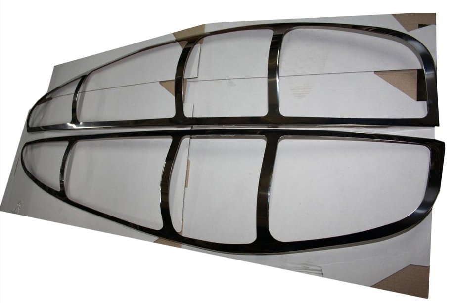 Mercedes Viano 2004-2014 Caches Chromés pour Feux Arrière (2 pcs, Inox) Image
