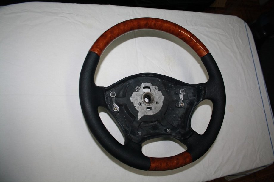 Mercedes Viano 2004-2014 Volant (Cuir ↗ Bois) Photo 2