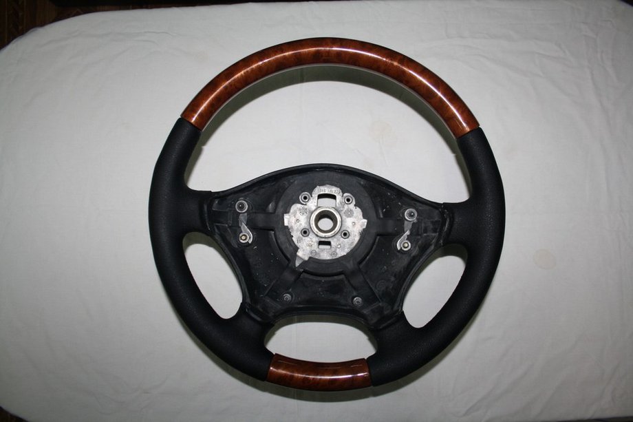 Mercedes Viano 2004-2014 Volant (Cuir ↗ Bois) Photo 5