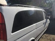 Mercedes Viano 2004-2014 Barres de toit noires Skyport (métal massif) photo 6