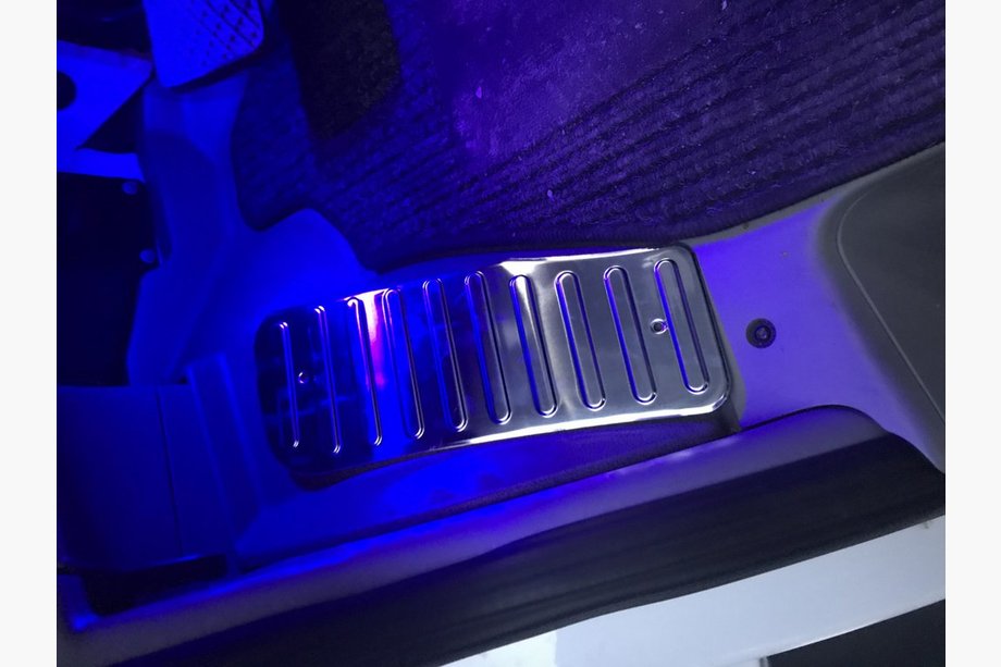 Mercedes Sprinter W906 2006–2018 Cache Seuil de Porte (Inox) Photo 2
