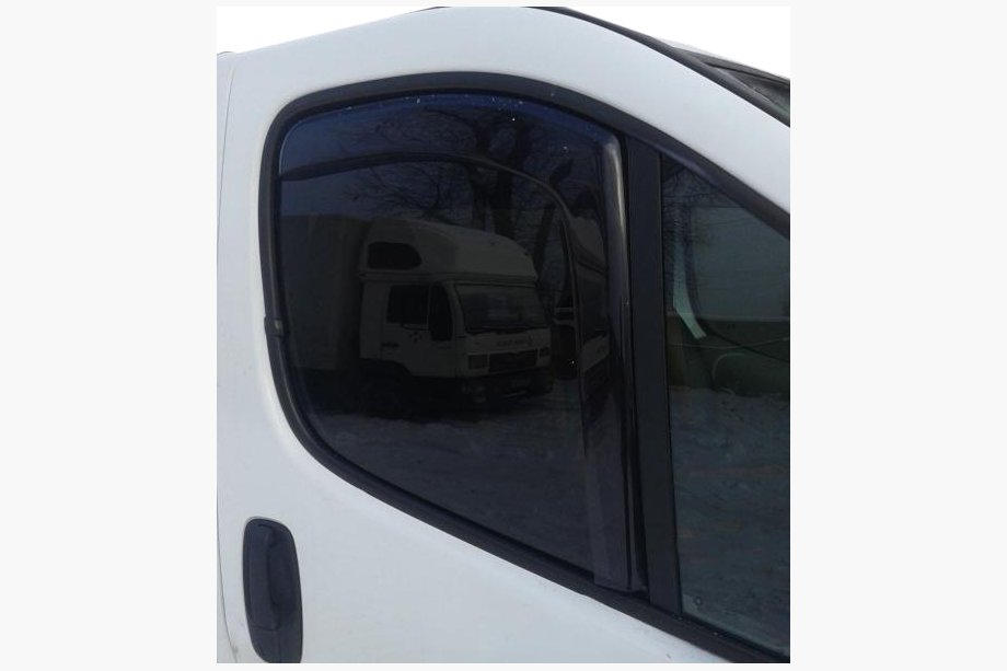 Renault Trafic 2015- Destockage ! Déflecteurs de vent à encastrer (2 pcs, HIC) Image