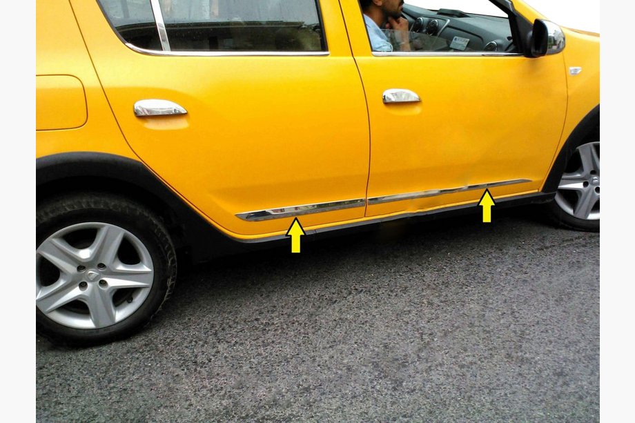 Renault Sandero 2013-2022 Moulures de Portes Acier Inoxydable (4 pcs) Image