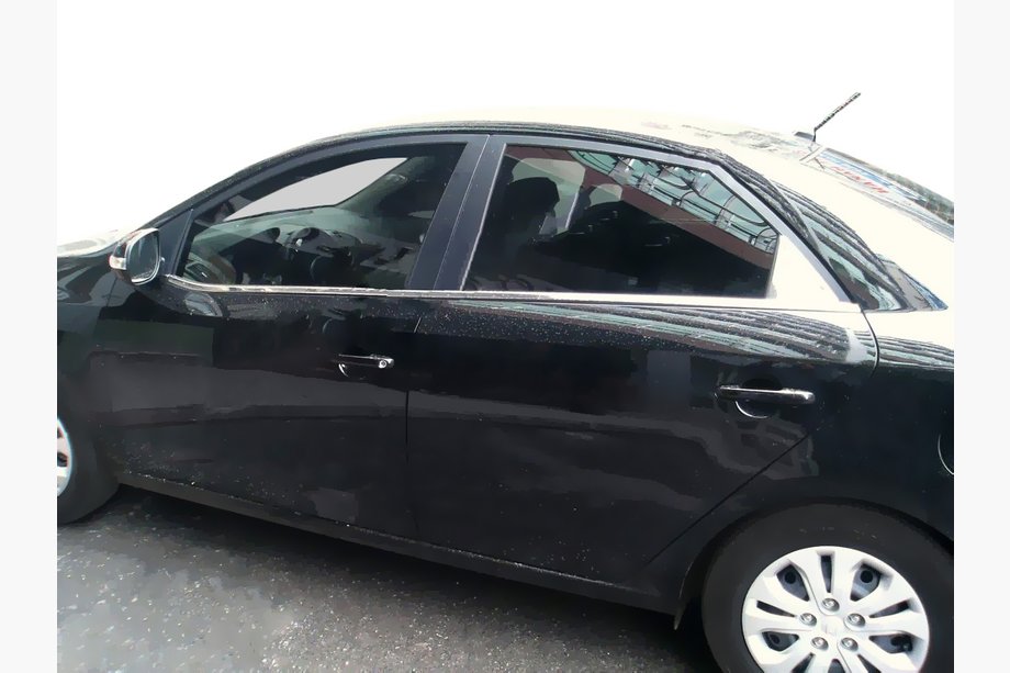 Kia Cerato 2 2010-2013 Encadrements de Vitres Acier Inoxydable (4 pcs) Image