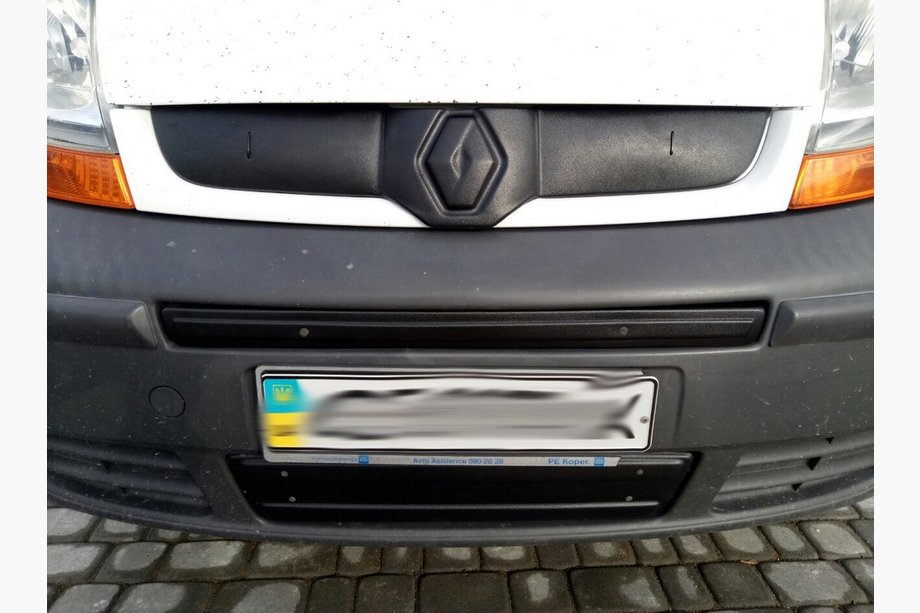 Renault Trafic 2001–2015 Cache-grille central d'hiver (au-dessus de la plaque) 2001-2007, Brillant Photo 4