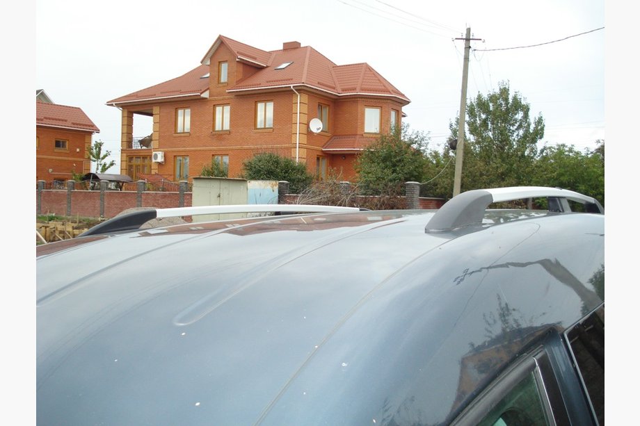 Volkswagen Caddy 2004-2010 Barres de Toit Chromées Standard, pieds en plastique Photo 5