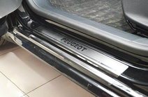 Peugeot 208 2012-2019 Seuils de Porte Nataniko (8 pcs, Inox) photo 1
