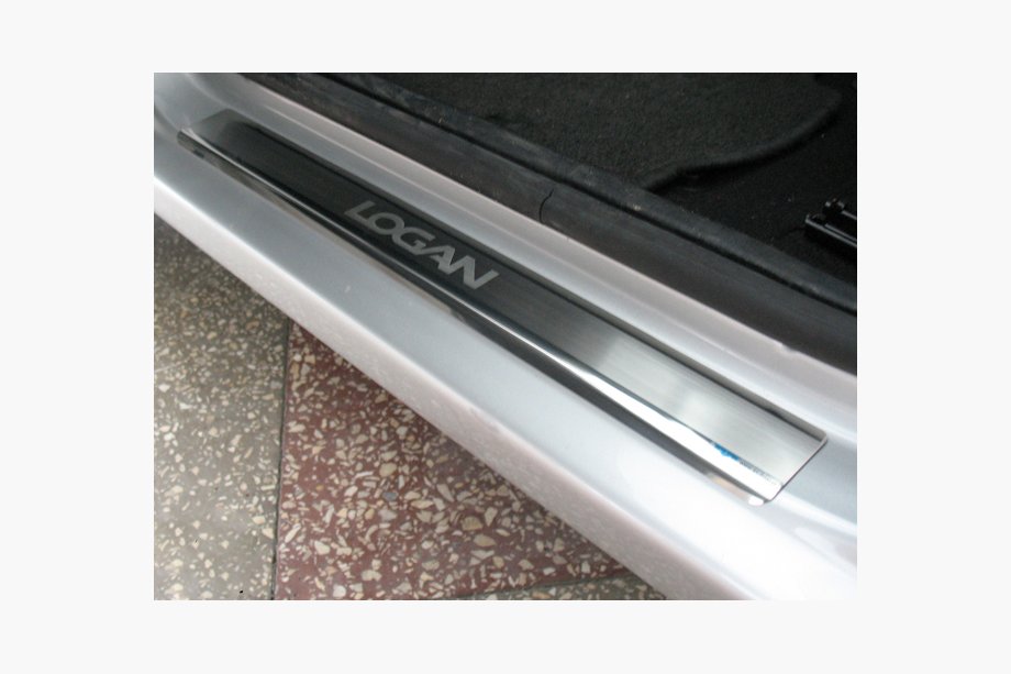 Renault Logan MCV 2005-2013 Seuils de Porte Nataniko (4 pcs, Inox) Image