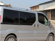 Renault Trafic 2001–2015 Barres de Toit Chromées Long, pieds en plastique photo 6