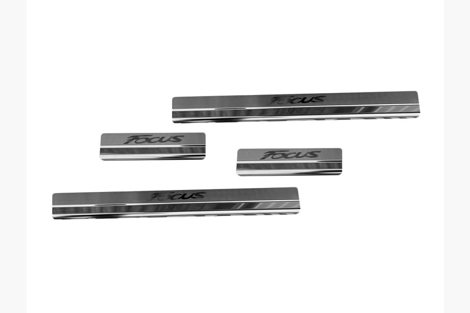 Ford Focus III 2011-2017 Seuils de porte inox Nataniko (4 pcs, acier inoxydable) Image