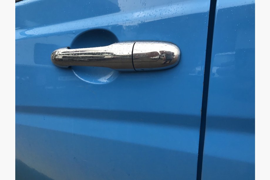 Mercedes Viano 2004-2014 Couvre-poignées de porte en acier inoxydable 3 pcs, Carmos - Acier Turc Photo 5